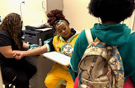 Brat Loves Judy: Season 3: Brat Loves Judy 305: Parental Pressure