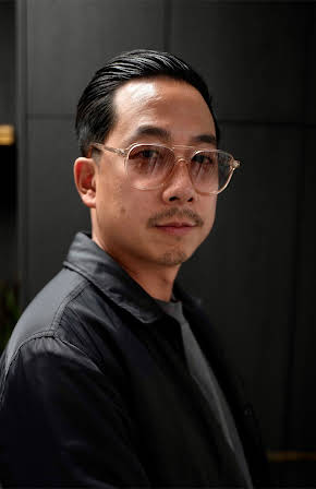 Wayne Che Yip as Director