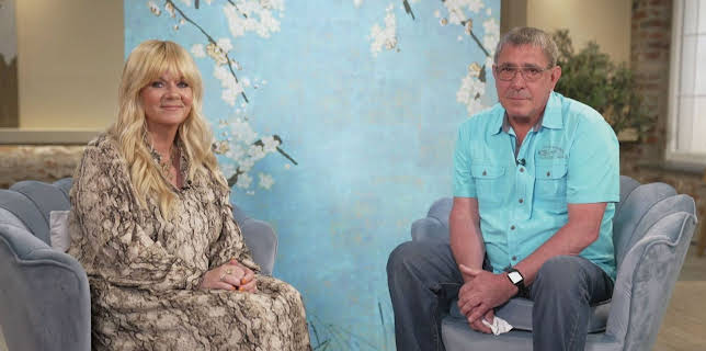 Julia Leischik sucht: Bitte melde dich