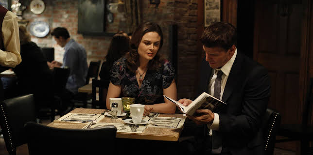 12:05: Bones (S5 E15) (S5) | Viasat Series | 11/26 2025