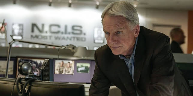 7:00 PM: NCIS (S15 E19) (S15) | 5 USA | 11/21 2025