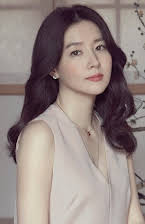 Lee Yeong-ae as 