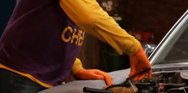 19:38: Joyas sobre ruedas: Mercedes 560SL de 1987 | Discovery Max | 2/19 2026