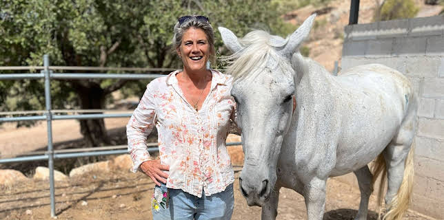 4:00 PM: A New Life in the Sun | Channel 4 | 2/27 2026