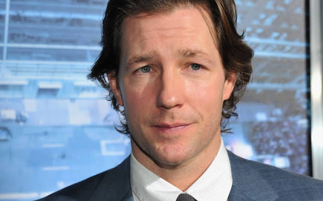 Edward Burns