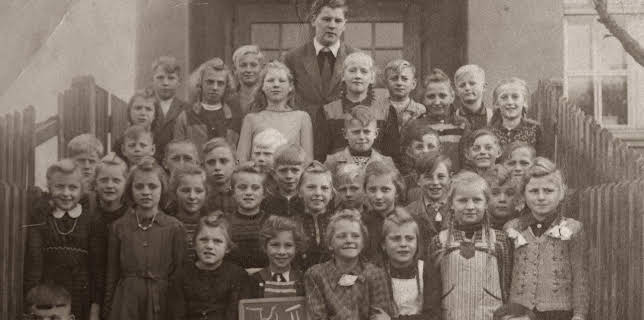 23:15: Kinder der Flucht | HR Fernsehen | 11/11 2025