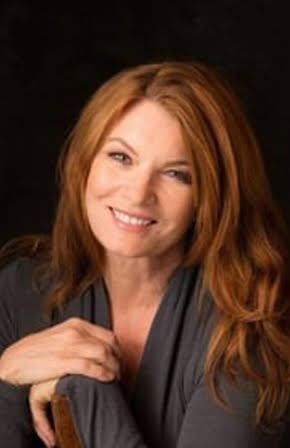 Donna Osterbuhr as Kendra, the High Priestess