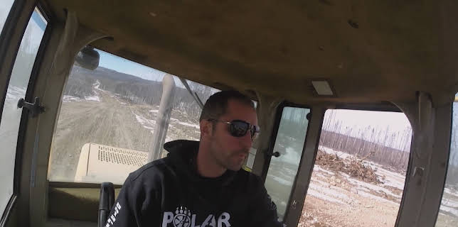 05:00: Ice Road Truckers (S10 E10) (S10) | TV10 | 12/3 2025