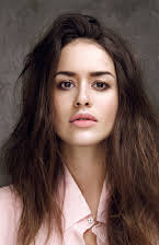 Alice David als Jeune femme soirée 1