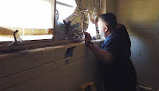 Die Home-Makeover Challenge - Fix it, Flip it, Sell it