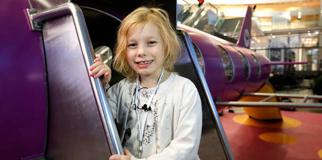 11:55: Klart eg kan: Flytur heilt åleine | NRK Super | 10/28 2025