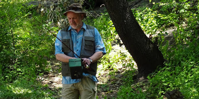 04:30: Monsters Inside Me (S7 E1) (S7) | Animal Planet | 11/29 2025