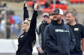 Street Outlaws vs. the World, Season 1: Thunderstruck