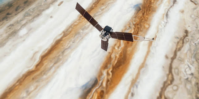 03:30: Das Universum - Eine Reise durch Raum und Zeit | ZDFinfo | 11/14 2025