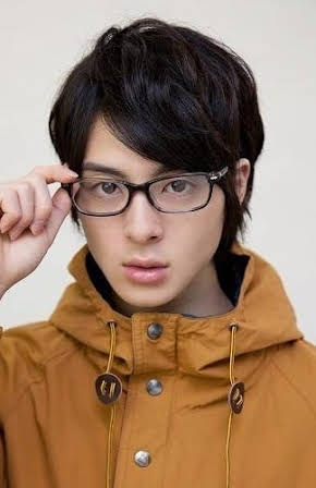 Mahiro Takasugi as 