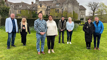 4:30 PM: Four in a Bed | Channel 4 | 12/29 2025