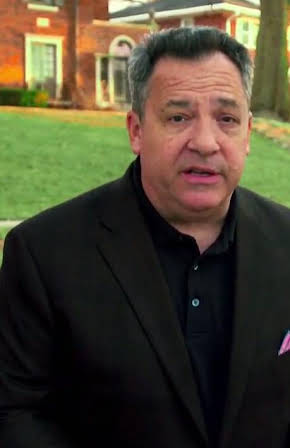 Josh Mankiewicz as 