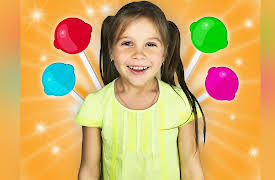 Learn Colors with Diana: Learn colors - Eating colored lollipops with Diana's brother & Crying Baby