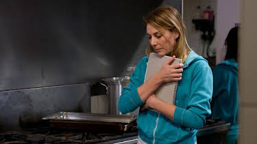 1:00 AM: Wentworth Prison (S5 E7) (S5) | 5 Select | 4/7 2026