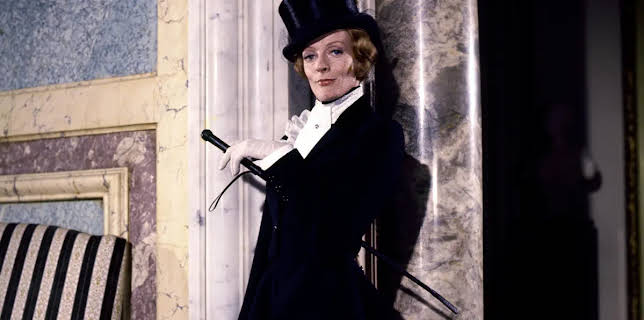 Travels With My Aunt (1972)