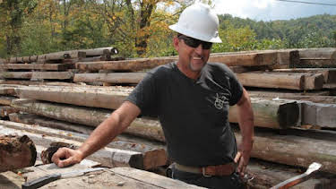 10:00 PM: Barnwood Builders (S6) | Discovery Channel | 6/14 2026