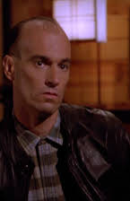 Steven Lambert como Man in Alley 
  
  
  (as Steve Lambert)