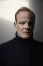 Alistair Petrie som 