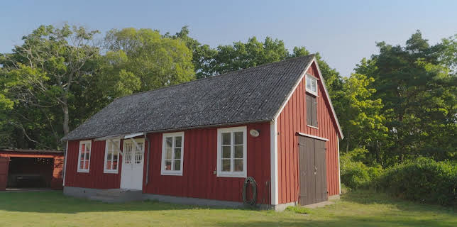 20:00: Stugdrömmar (S2 E10) (S2) | Kanal 5 | 8/11 2025