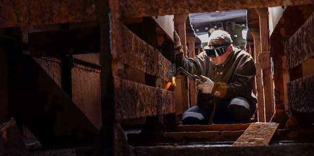 2:00 PM: Train Rescue Down Under (S1 E8) (S1) | Dave | 12/4 2025