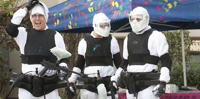 11:00: Community (S2 E24) (S2) | Viasat Series | 2/27 2026