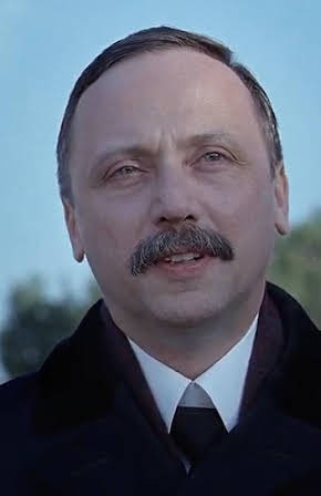 Jean-Luc Vincent as Carsten - un écrivain