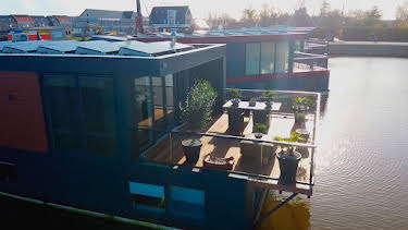 08:05: Documental Mi Casa Flotante | LA 2 | 9/29 2026