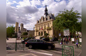 House Hunters International: Best of Paris Volume 1: Perusing Paris