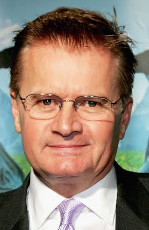 Duane Chase as 