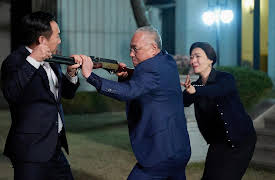 Room No. 9: Episode 12