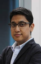 Kimo Stamboel som Director