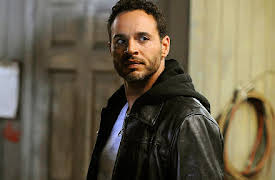 Graceland: 2. Guadalajara Dog