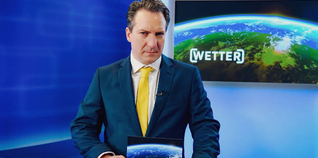 16:30: Walking on Sunshine (S01/E06) | One | 11/15 2025