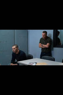 04:24: Chicago P.D. (T12): Ep.5 Agua y miel | Calle 13 | 4/4 2026