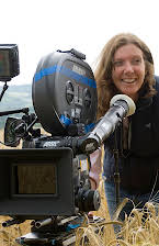 Susanna White som Director