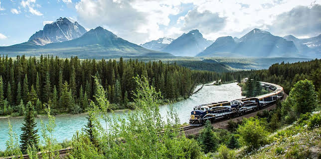 3:00 AM: World's Most Scenic Railway Journeys (S6 E3) (S6) | Channel 5 | 1/14 2026