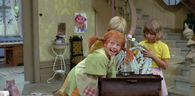 15:00: Pippi Langstrømpe: Pippi flytter inn i villaen | NRK Super | 1/12 2026
