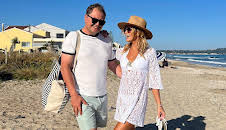 Amanda & Alan's Greek Job (S1 E2)