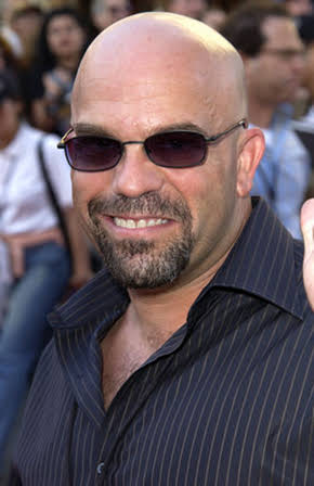 Lee Arenberg as 