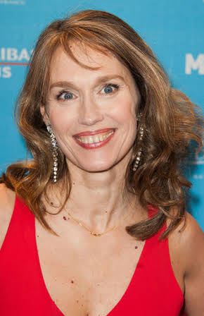 Marianne Basler as 