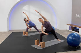 Baby Bump & Beyond: Birth Prep Yoga: Strong Body, Strong Mind