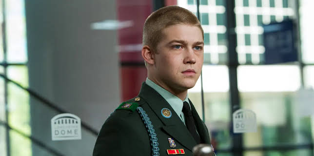 Billy Lynn's Long Halftime Walk (2016)