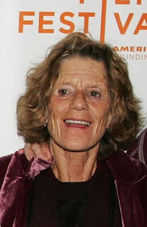 Jackie Burroughs as 
