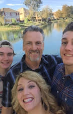 David Rowden como Bambi