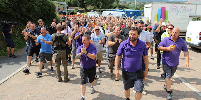 4:00 PM: DIY SOS (S31 E6) (S31) | W | 11/18 2025